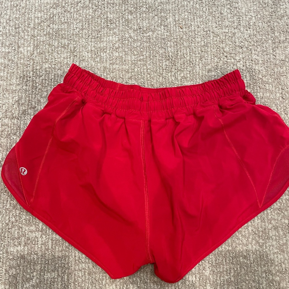 Lululemon Hotty Hot short